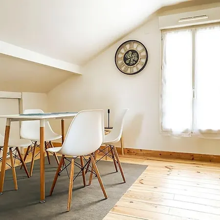 Khali'z House Apartmán